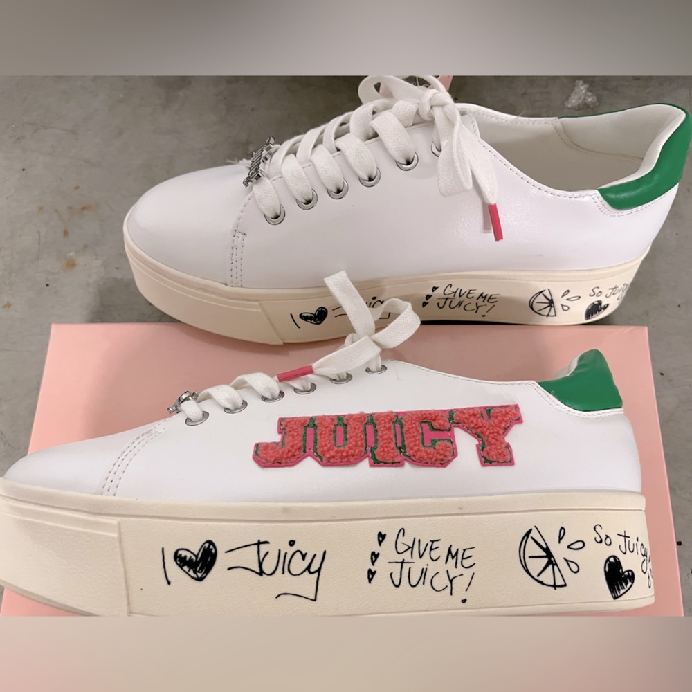 Juicy Couture Women’s Bubblez Flatform Sneaker